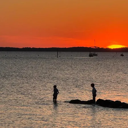 Eve Bord De Piscine Roof Villa