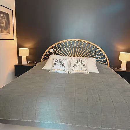 Villa Eve Bord De Piscine Roof