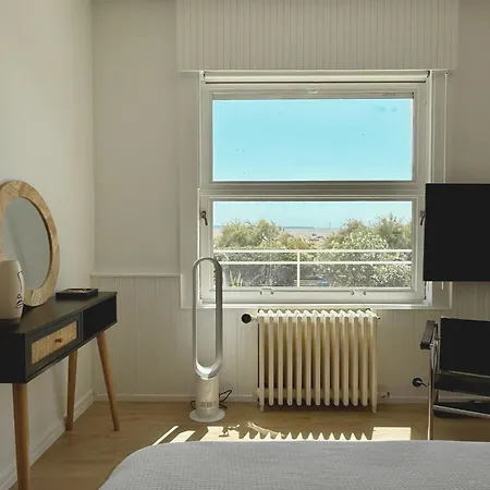 Eve Bord De Piscine Roof *