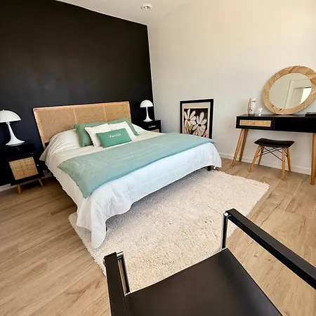 Eve Bord De Piscine Roof * Andernos-les-Bains