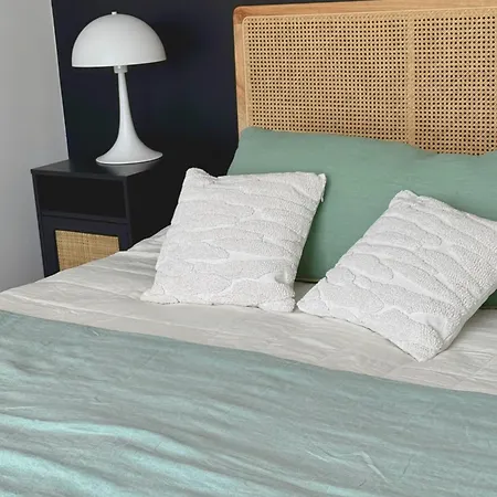 Eve Bord De Piscine Roof Villa