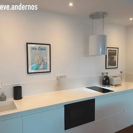 Eve Bord De Piscine Roof *