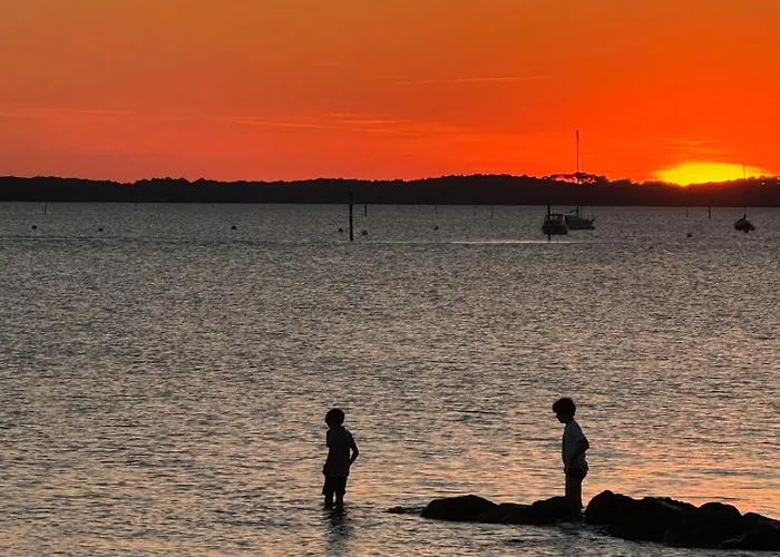 Eve Bord De Piscine Roof Villa