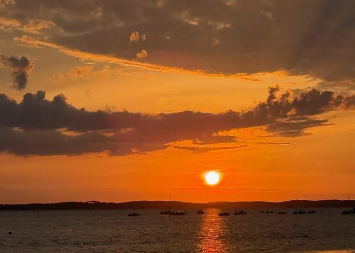 Eve Bord De Piscine Roof Villa Andernos-les-Bains